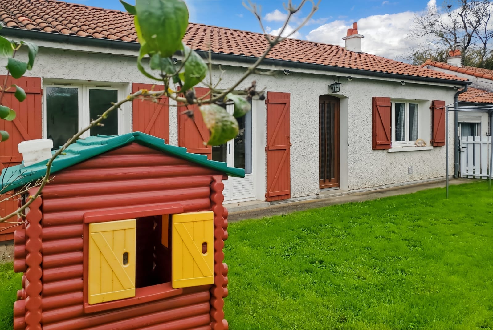 Pavillon de 96 m² à Brioux-Sur-Boutonne 2